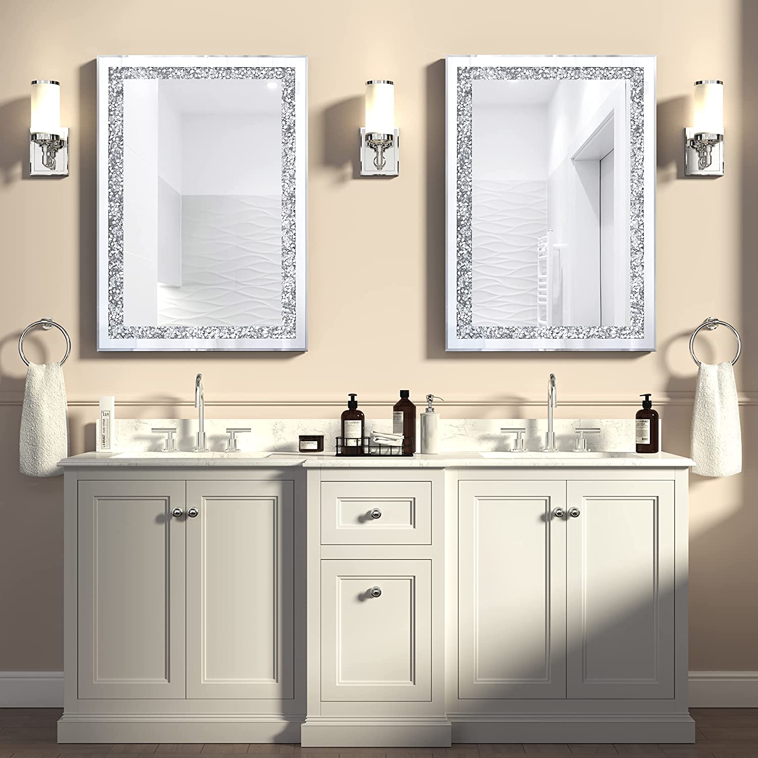 Diamond Crystal Wall Mirror Premium Quality thumbnail