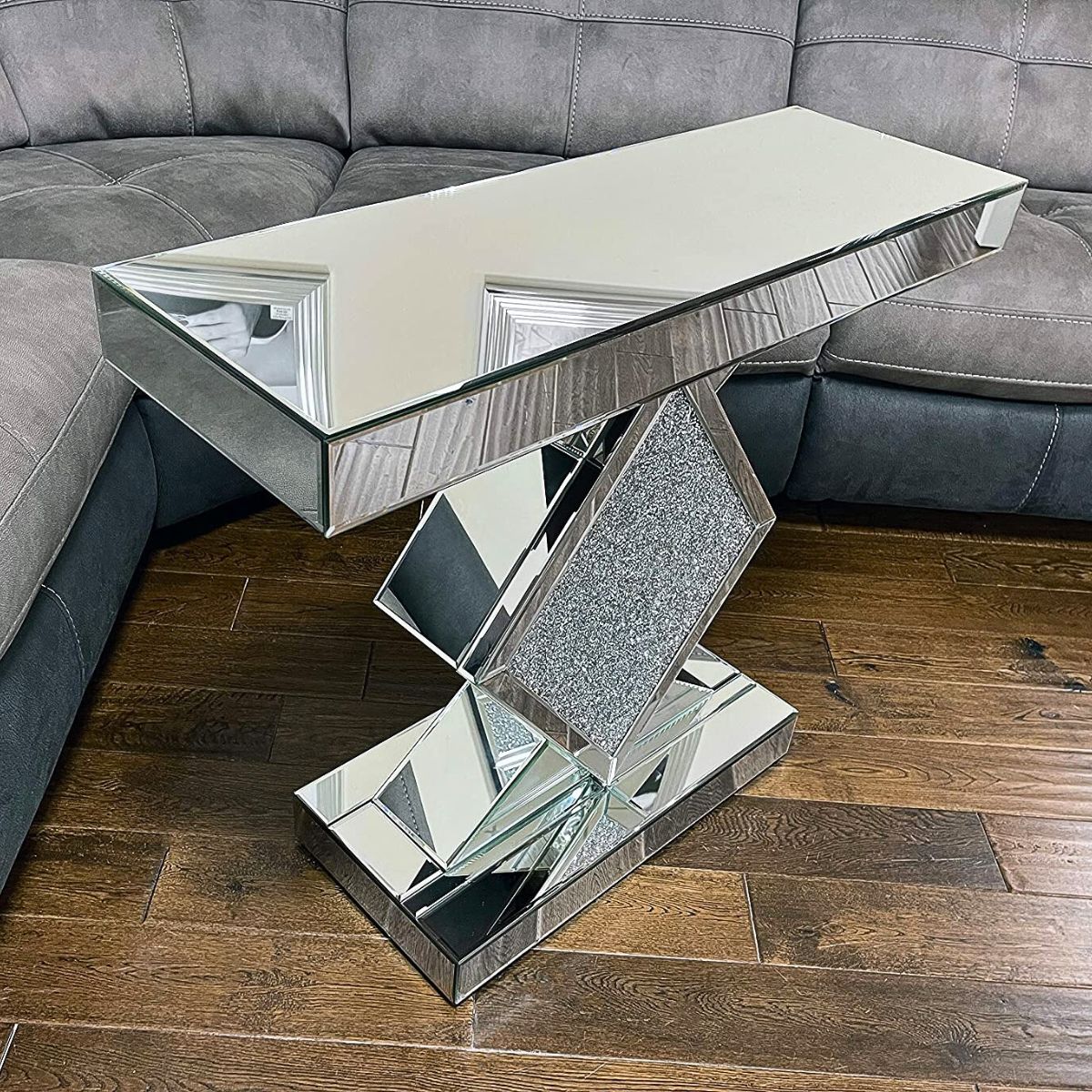 Console Tables with Storage – Function Meets Style thumbnail Console Tables with Storage – Function Meets Style thumbnail