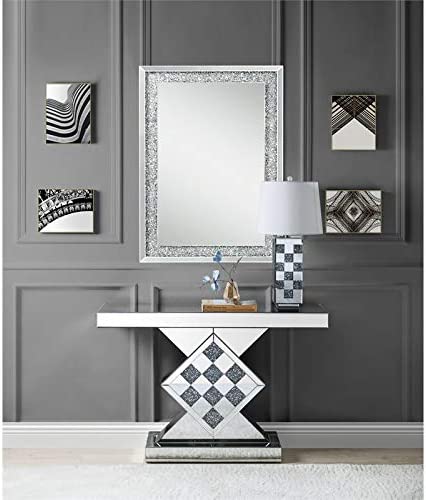 White Console Tables – Clean, Bright & Minimal