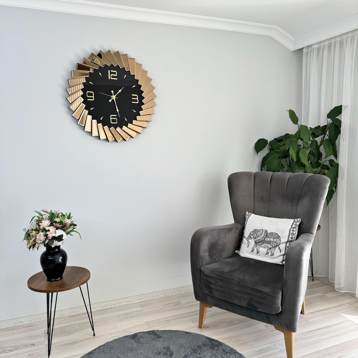 Up tringle Design Mirror Wall Clock thumbnail