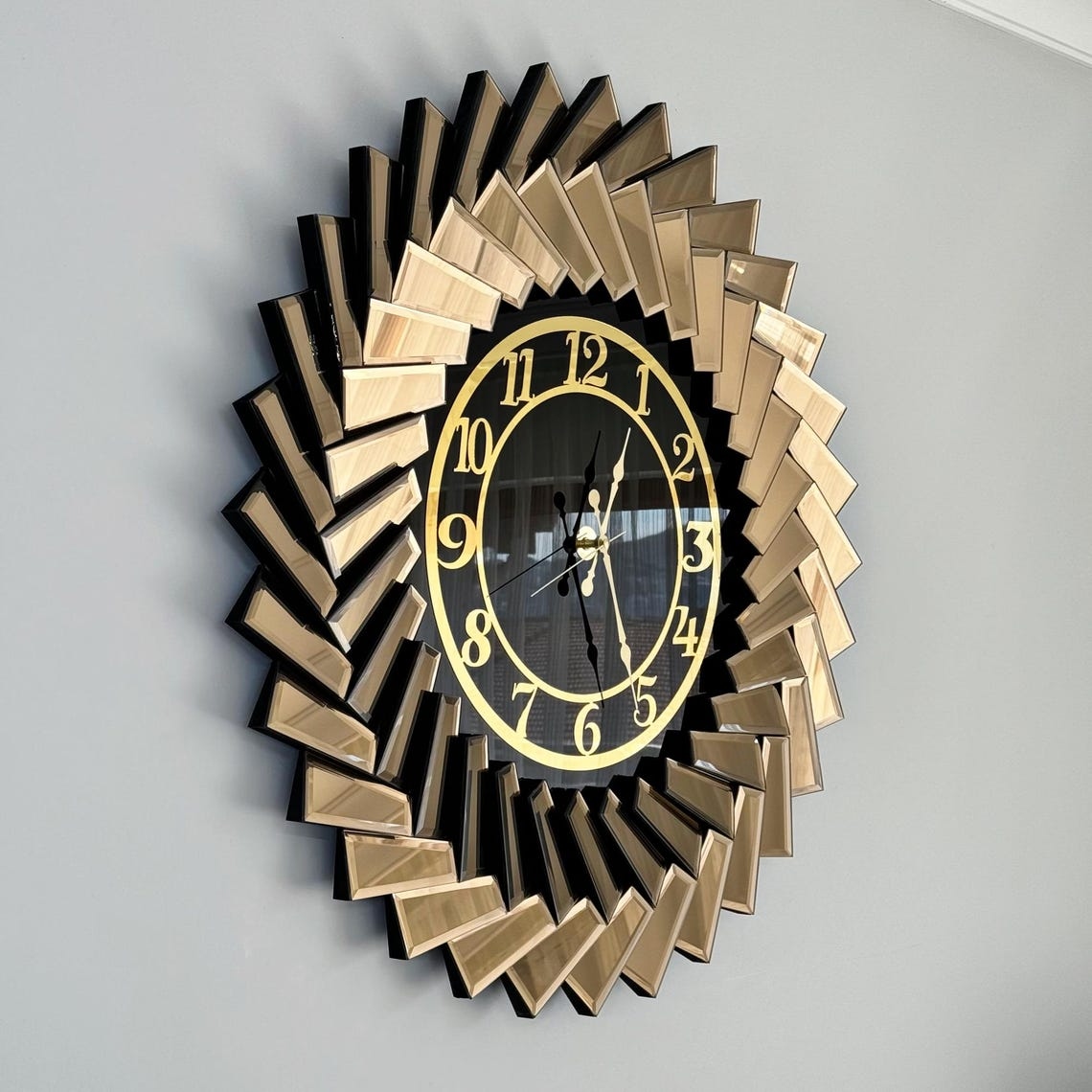 Up down Design Bronze Mirror Wall Clock thumbnail Up down Design Bronze Mirror Wall Clock thumbnail