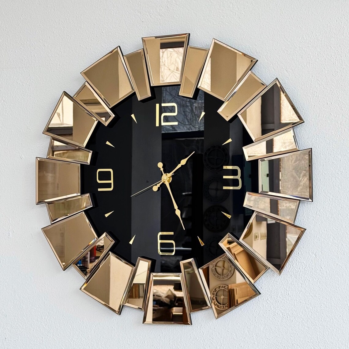 Short Up down Mirror Wall Clock Short Up down Mirror Wall Clock