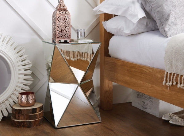 Mirrored Curve Design stylish Side Table thumbnail Mirrored Curve Design stylish Side Table thumbnail
