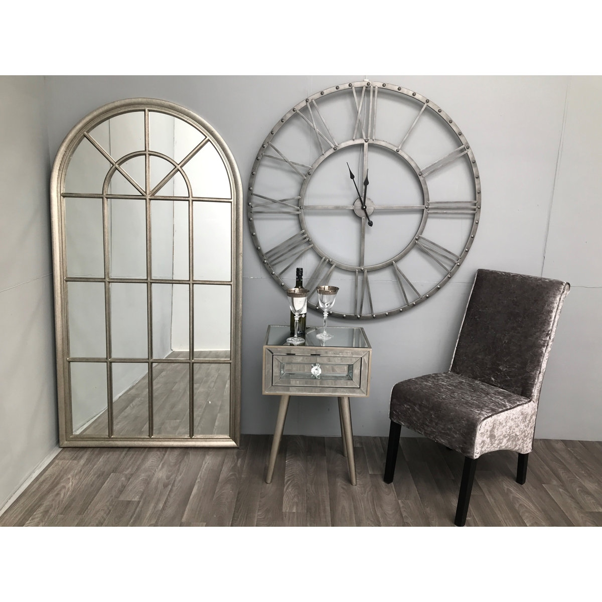 Glamour Glow Mirrored Side Table thumbnail