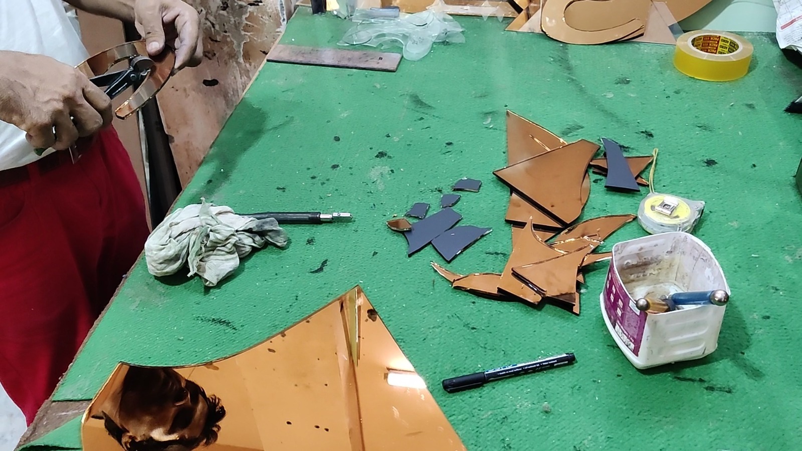 Glass Cutting Glass Cutting